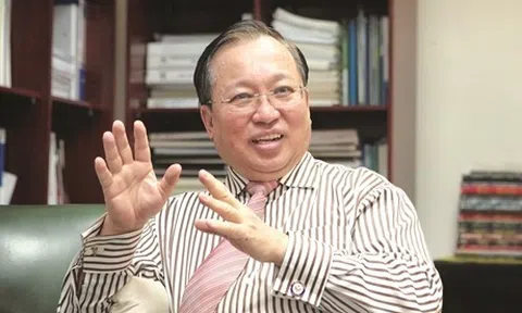 GS Hà Tôn Vinh: Muốn chuyển đổi số, phải "khởi nghiệp" lại