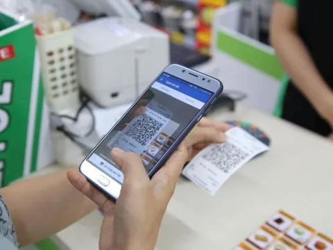 Thanh toán không dùng tiền mặt dần trở nên phổ biến trong bối cảnh cách mạng công nghiệp 4.0