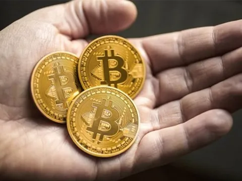 Giá Bitcoin hôm nay (16/8): Đứt mạch tăng sốc vẫn vượt mốc 47.500 USD