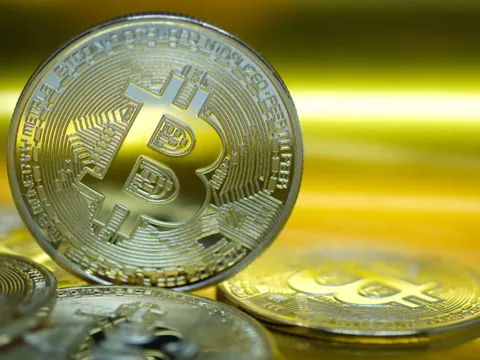 Giá Bitcoin hôm nay (26/11): Thị trường rực lửa