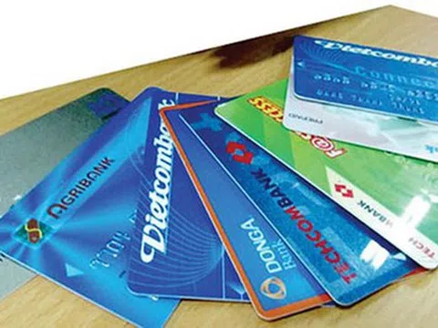 Sau 31/12, thẻ từ ATM còn hạn sử dụng vẫn được giao dịch
