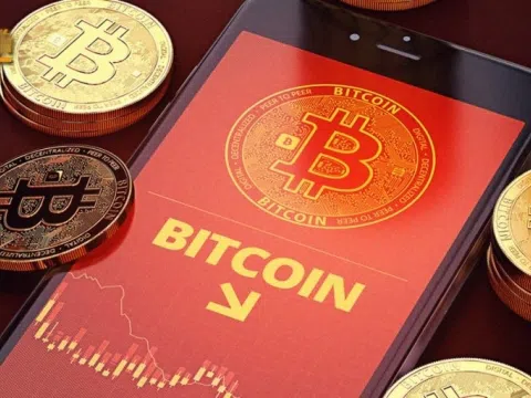 Giá Bitcoin hôm nay (mùng 4 Tết): Bitcoin sắp "chạm đáy"