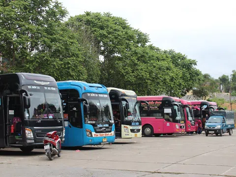 Tạm dừng hoạt động vận tải từ Hà Nội đến 37 tỉnh/thành phố và ngược lại