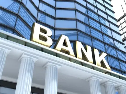 Khách hàng khóc ròng vì ngân hàng “lơ” việc chuộc tài sản giá cao để bán tài sản giá thấp?