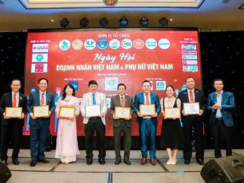 Liên minh Hội doanh nghiệp tổ chức Ngày hội doanh nhân Việt Nam và Phụ nữ Việt Nam